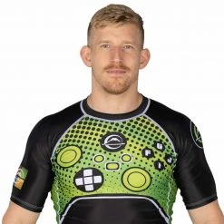 Blowout Gamer Series Short Sleeve Rashguard Green Outlet