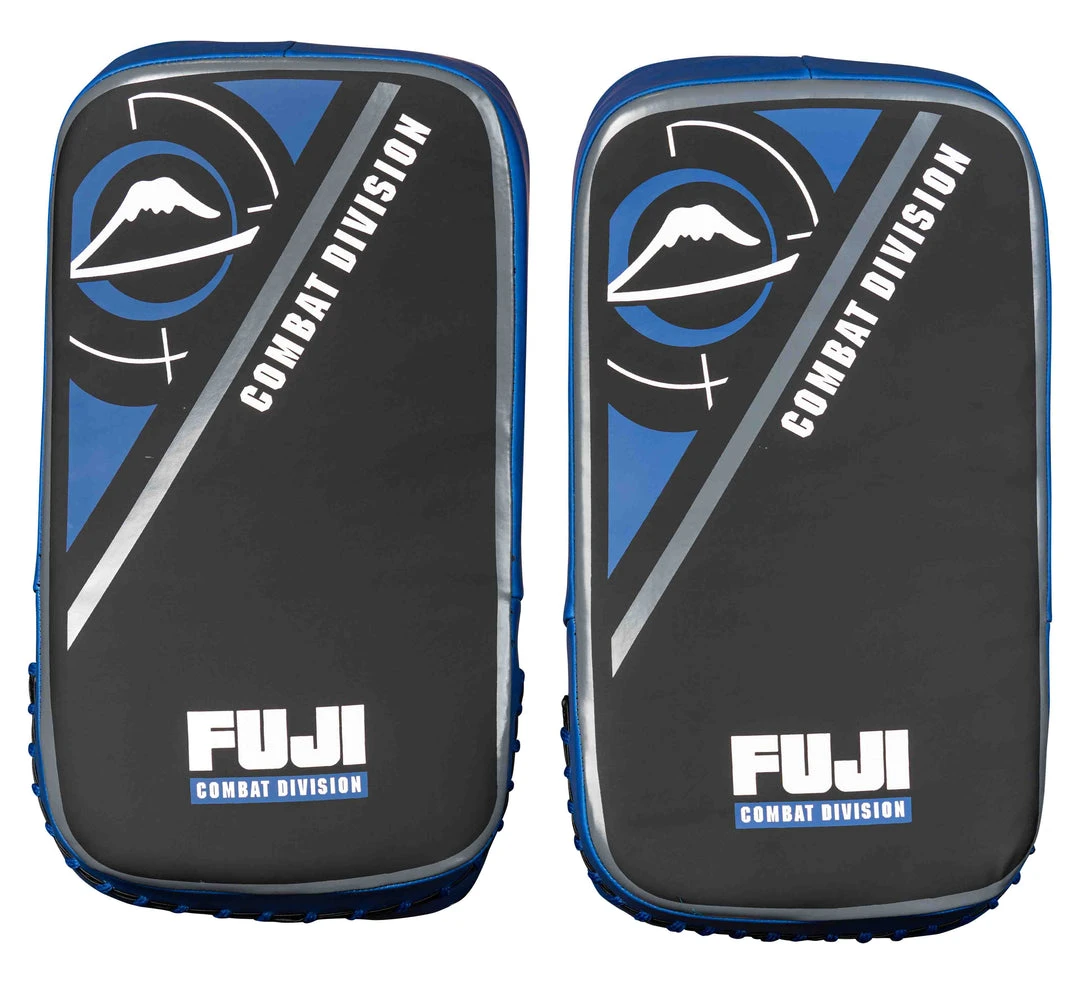 Deelux MMA Precision Striking Thai Pads 1 Deelux MMA Precision Striking Thai Pads