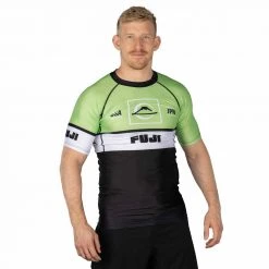 Blowout Outlet Classic Short Sleeve Rashguard Green
