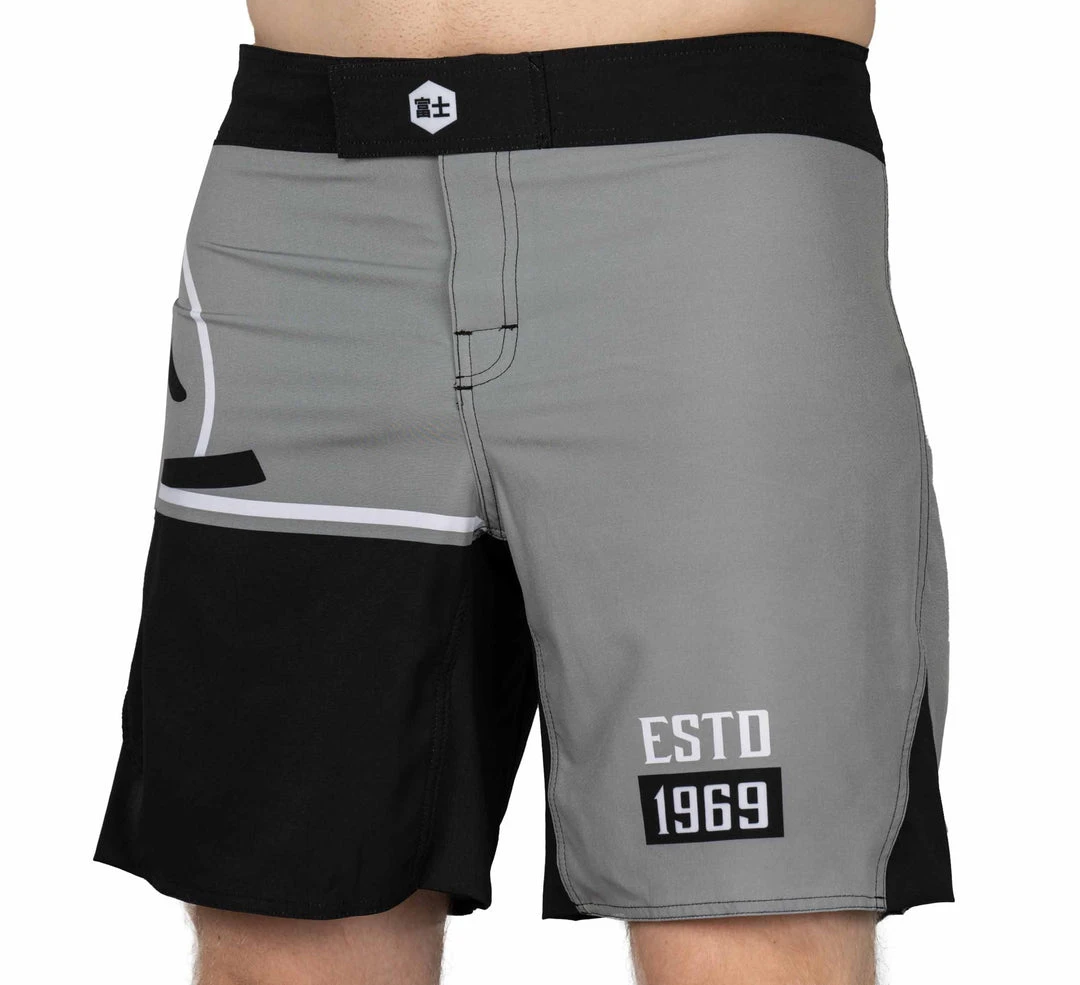 Blowout Outlet Mount Shorts Grey 2 Blowout Outlet Mount Shorts Grey