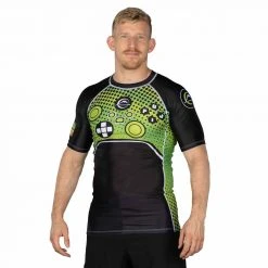 Blowout Gamer Series Short Sleeve Rashguard Green Outlet
